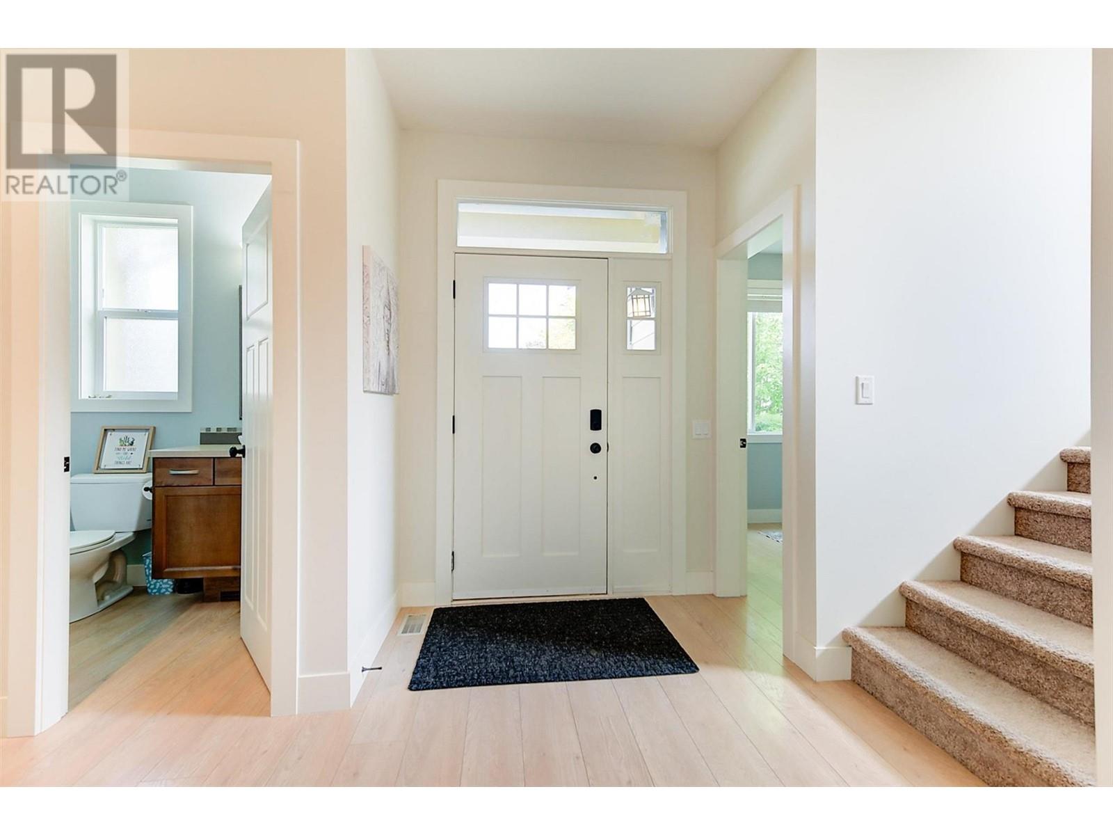 847 Rose Avenue, Kelowna, British Columbia V1Y5K3 For Sale HouseSigma