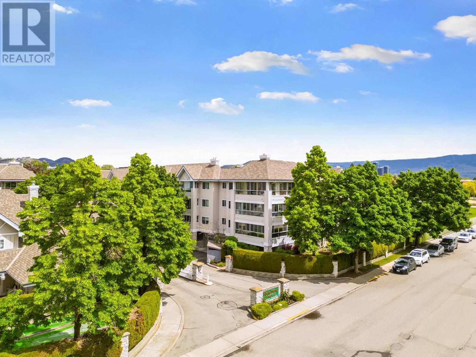 202 980 Glenwood Avenue, Kelowna, British Columbia V1Y9P2 For Sale