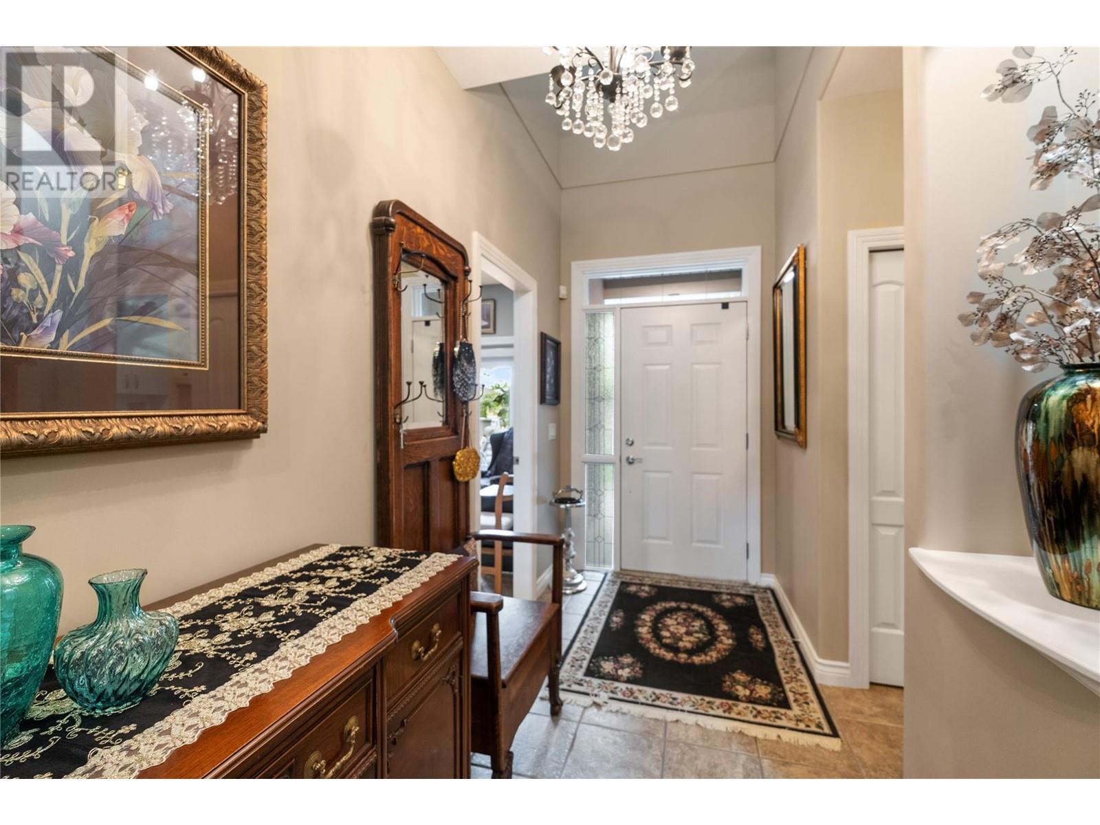 28 4520 Gallaghers Lookout, Kelowna, British Columbia V1W3Z8 For Sale