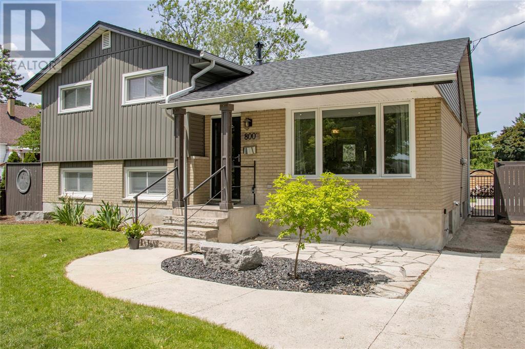 800 ROSEDALE AVENUE, Sarnia, Ontario N7V2A3 For Sale HouseSigma