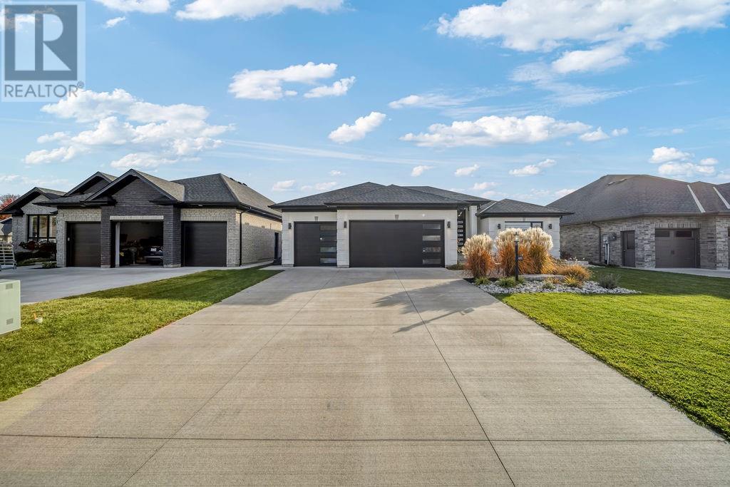 3489 TIMBER Ridge, PlymptonWyoming, Ontario N0N1E0 For Sale HouseSigma