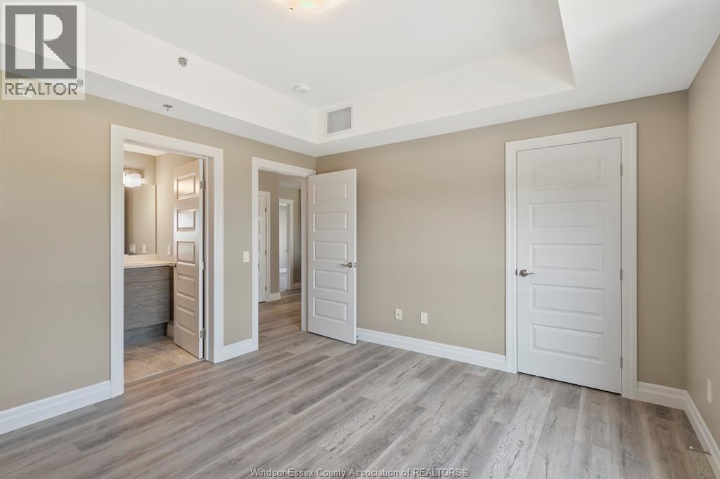 Unit 407 - 955 OUELLETTE AVENUE, Windsor 5