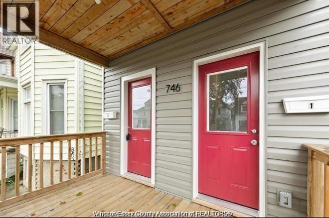 Unit UPPER - 746 DOUGALL AVENUE, Windsor 2