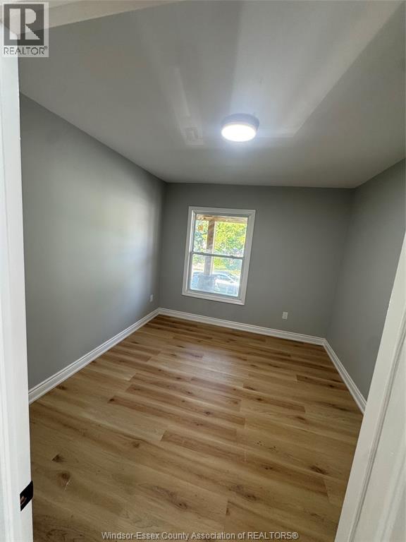 Unit 2 - 945 WELLINGTON AVENUE, Windsor 4