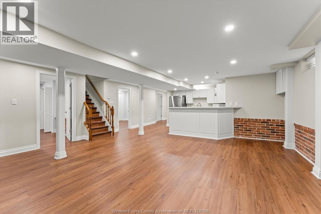 Unit LOWER UNIT - 4531 PLEASANT PLACE, Windsor 2