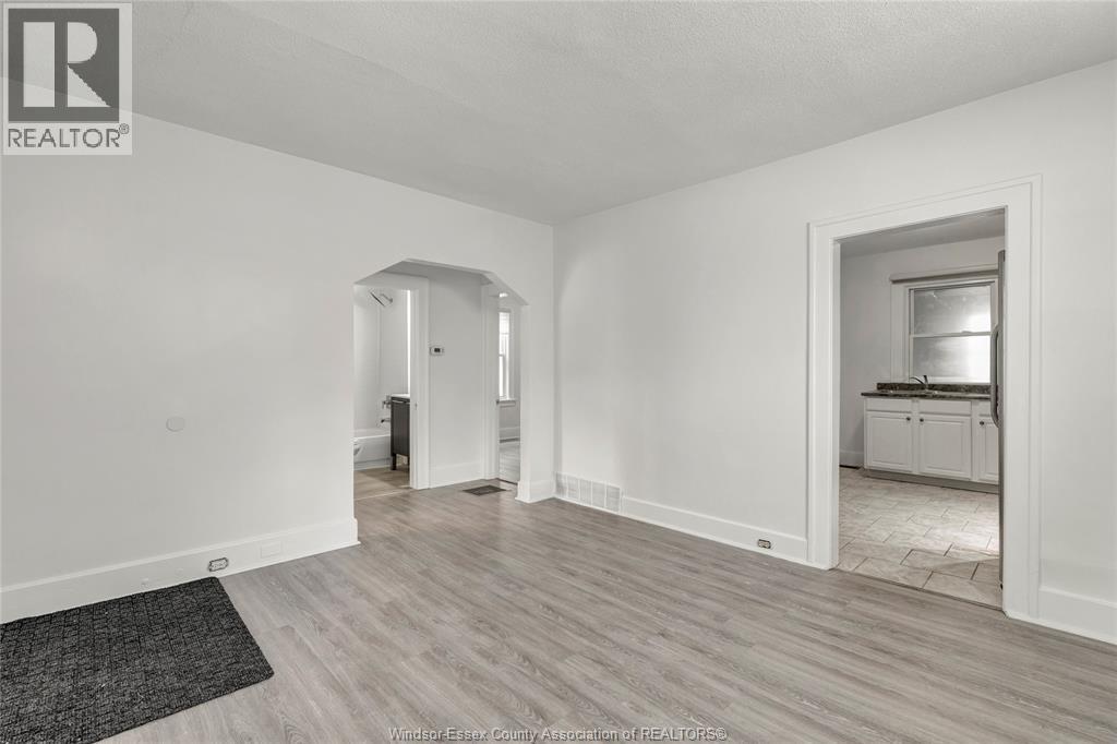 Unit DUPLEX - 842-844 ELLROSE AVENUE, Windsor 4