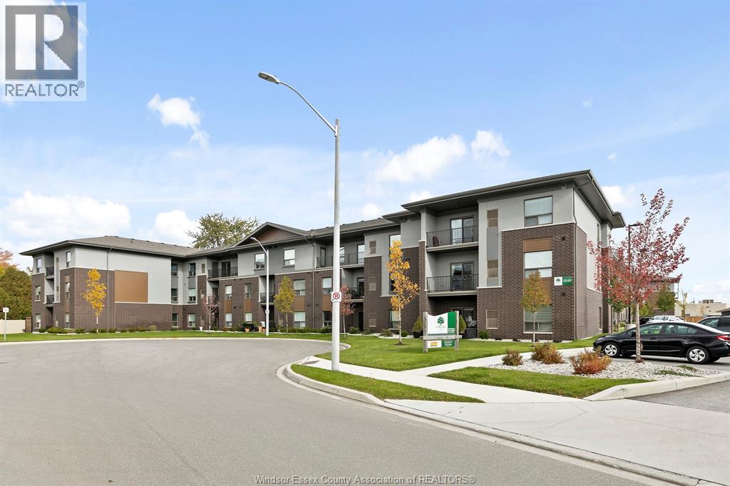 Unit 205 - 5840 NEWMAN, LaSalle 3
