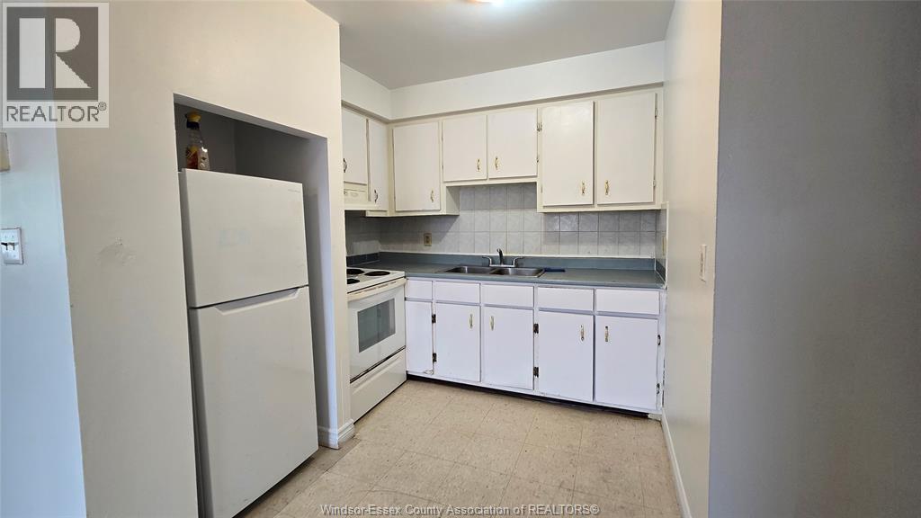 Unit 5 - 3254 MILLEN STREET, Windsor 4