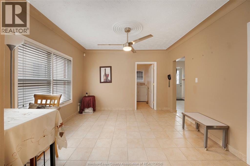 Unit MAIN - 907 GLADSTONE AVENUE, Windsor 5
