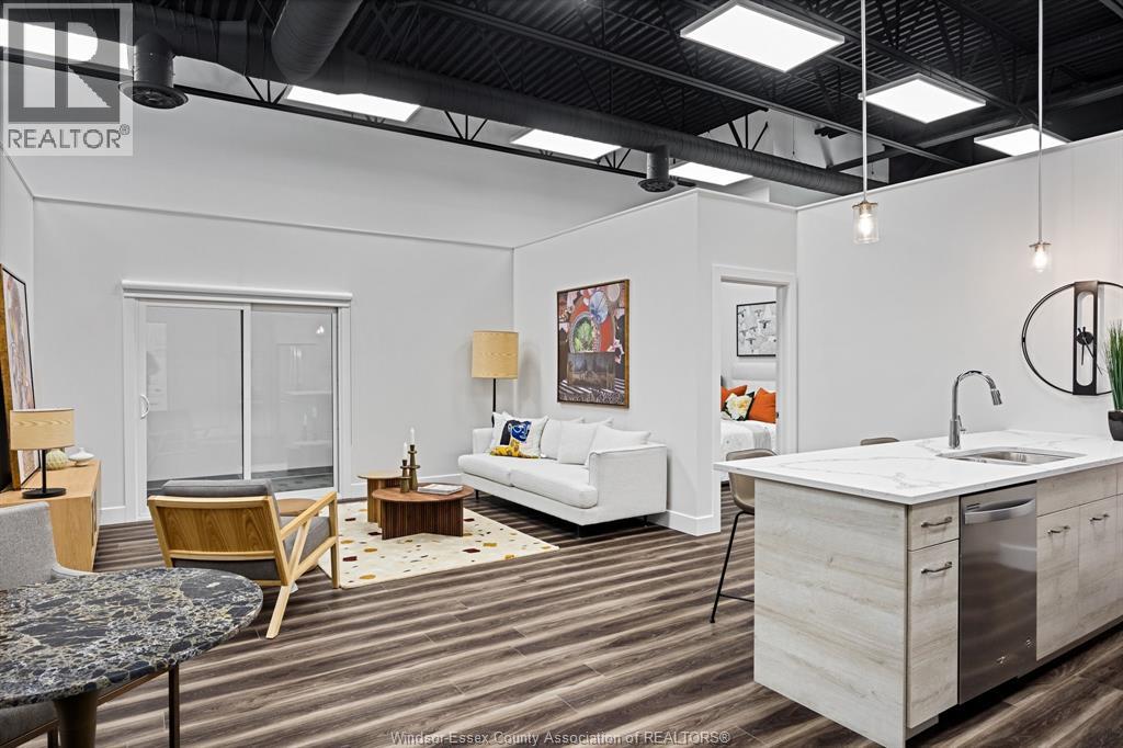 Unit 405 - 800 BEACHSIDE DRIVE, Lakeshore 2