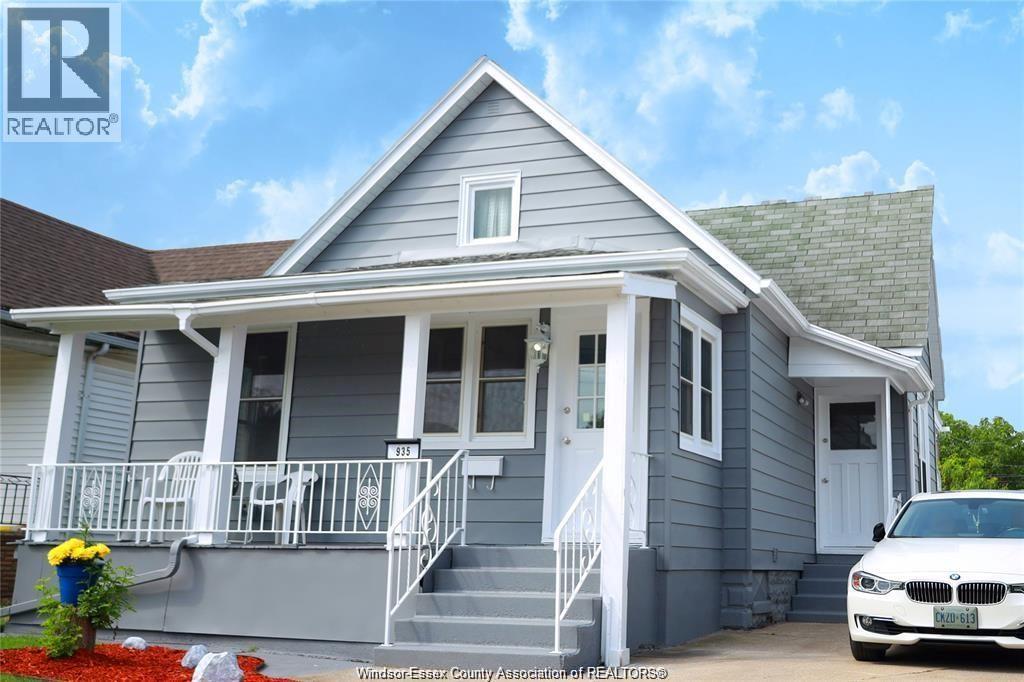 Unit LOWER - 935 LANGLOIS AVENUE, Windsor 2