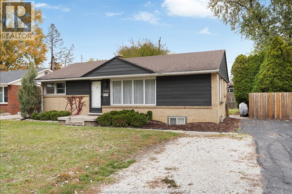 Unit MAIN - 3300 MARK, Windsor 2