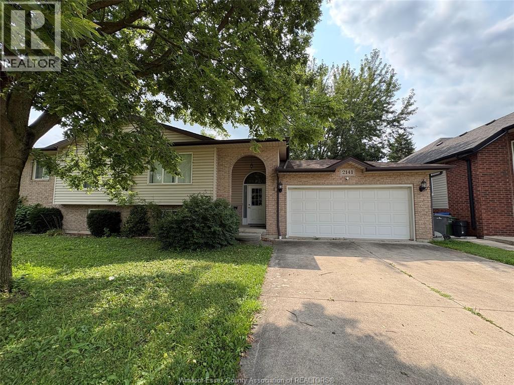 Unit LOWER - 2141 LONGFELLOW, Windsor 1
