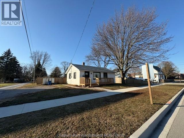 119 Lorne AVENUE, Wallaceburg 2