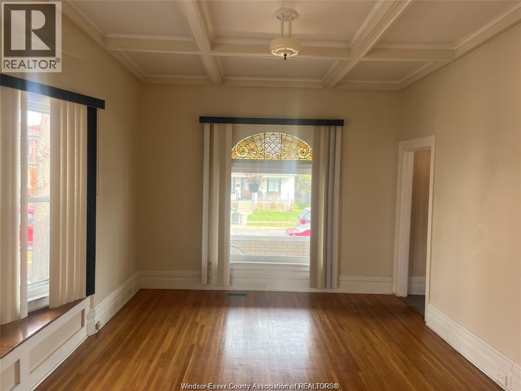 Unit FRONT UNIT - 183 ELM, Windsor 3