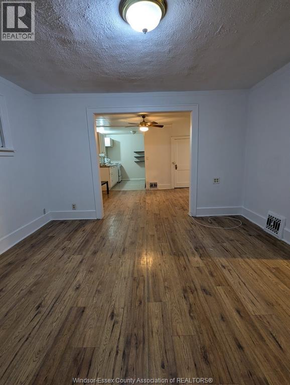 Unit MAIN UNIT - 1839 ST.LUKE, Windsor 5