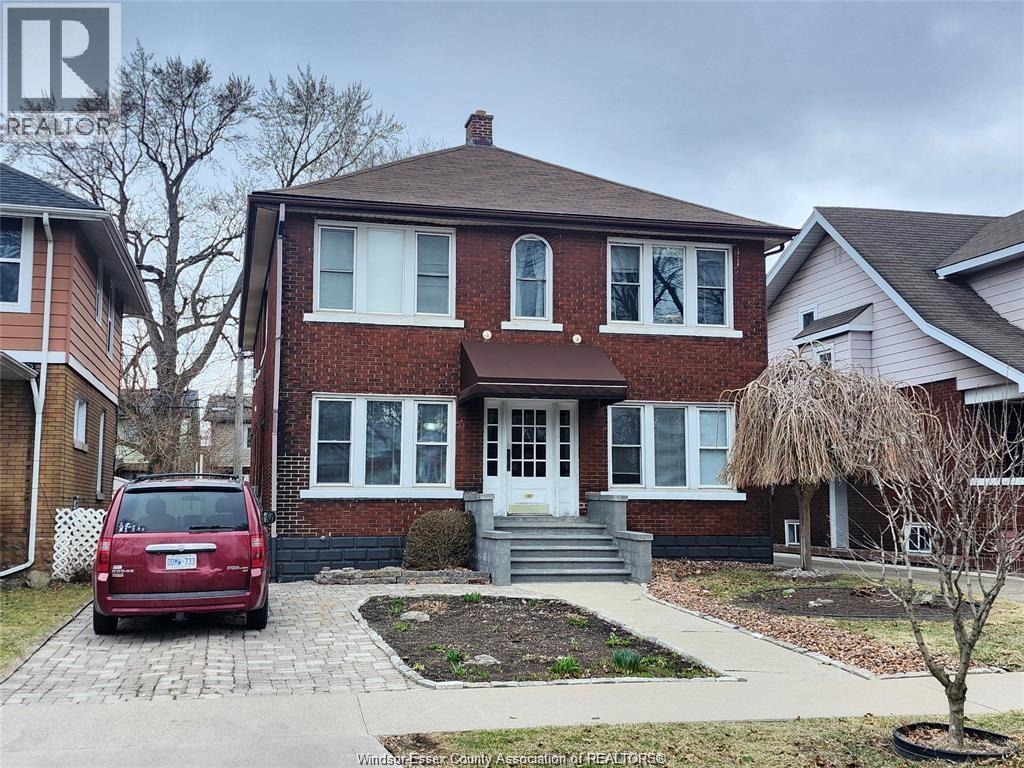 Unit 2 - 387 PARTINGTON, Windsor 1