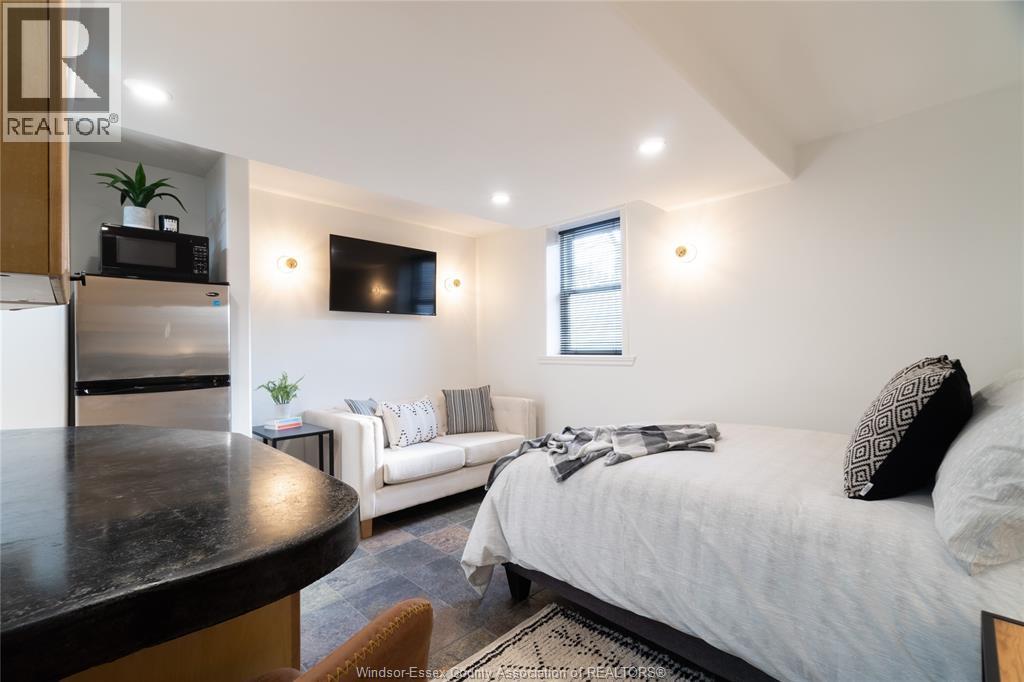 Unit 9 - 269 RANDOLPH PLACE, Windsor 3