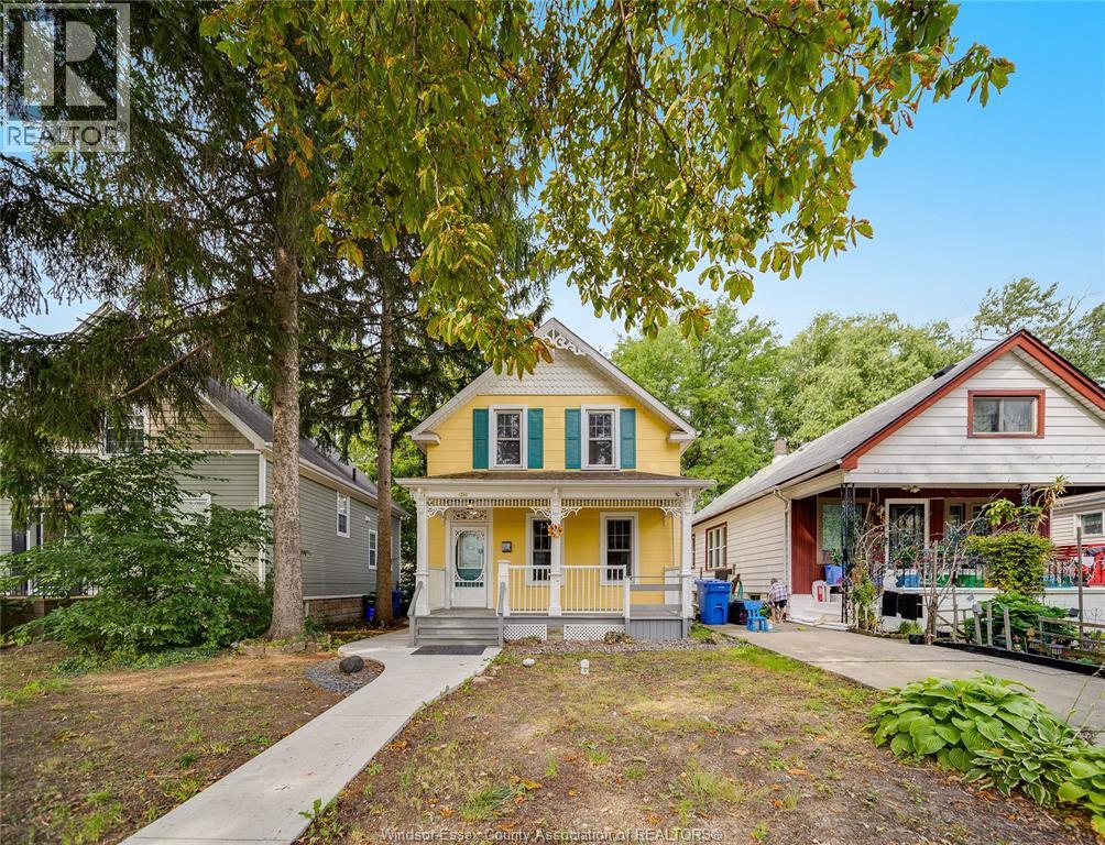 211 CAMERON, Windsor 4