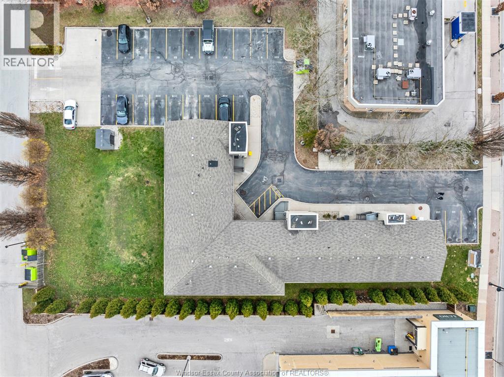 Unit 107 - 5830 Malden, LaSalle 3
