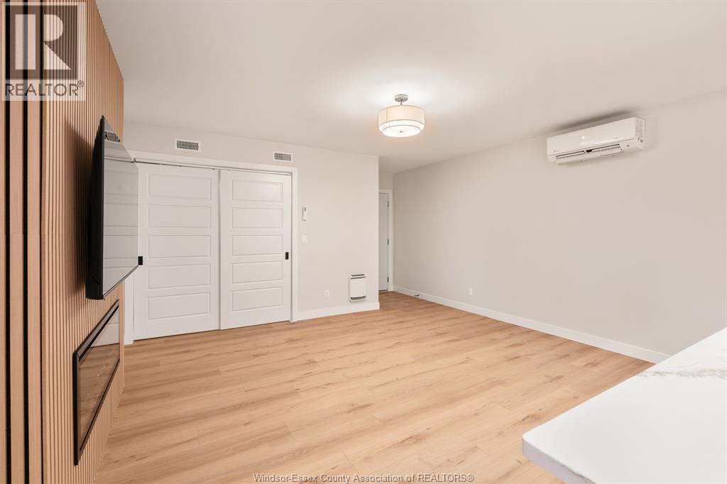 Unit 1 - 1711 Ford BOULEVARD, Windsor 2