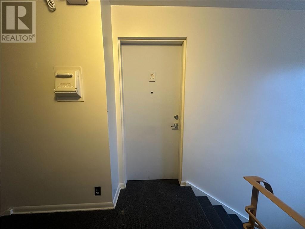 Unit 5 - 481 Ontario Street, Sudbury 5