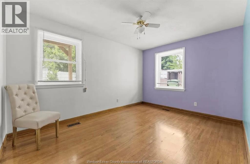 Unit Main - 1637 Drouillard, Windsor 5