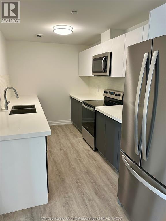 Unit 212 - 3320 STELLA CRESCENT, Windsor 3