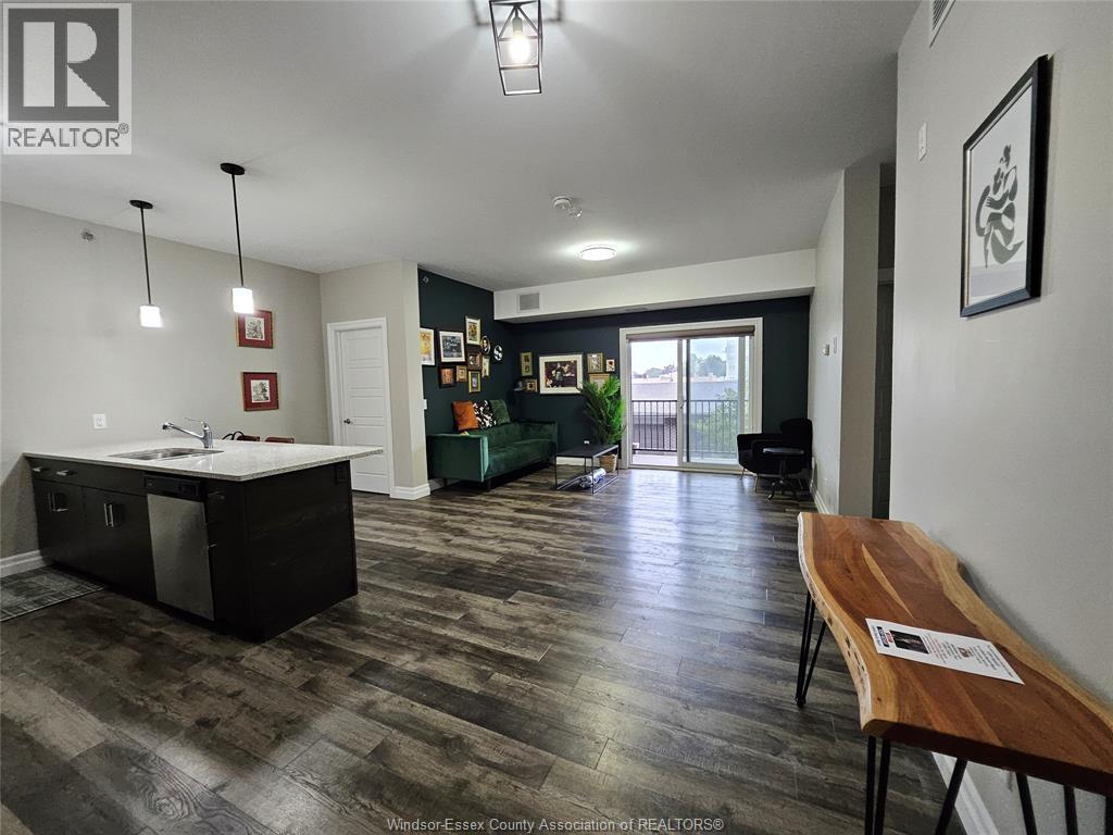 Unit 208 - 5840 NEWMAN, LaSalle 2