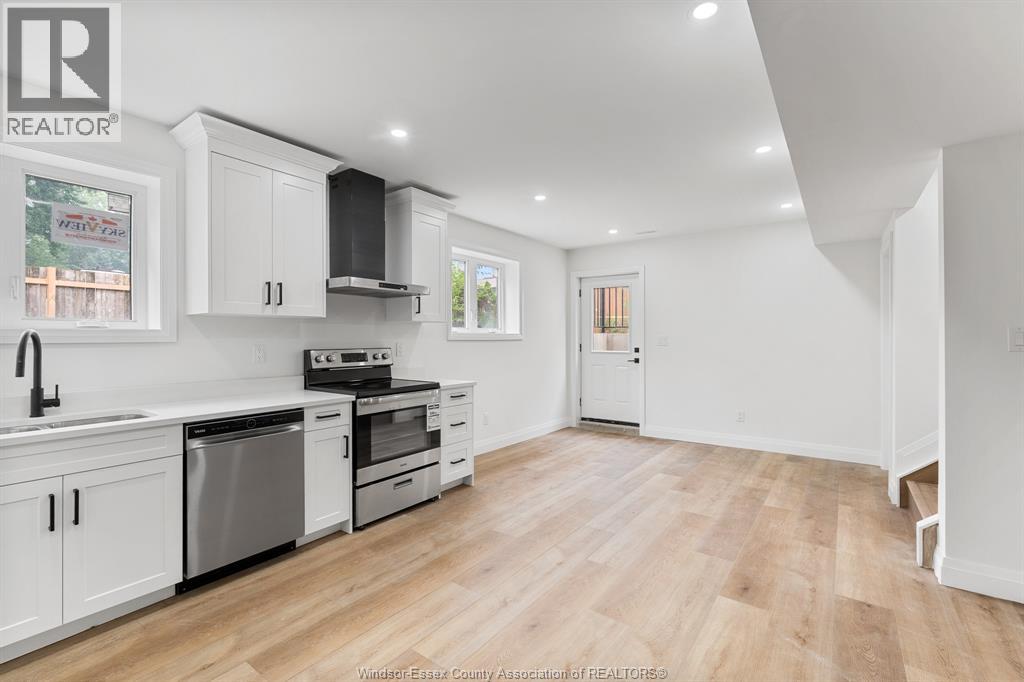 Unit LOWER - 121 Allison AVENUE, Colchester 3