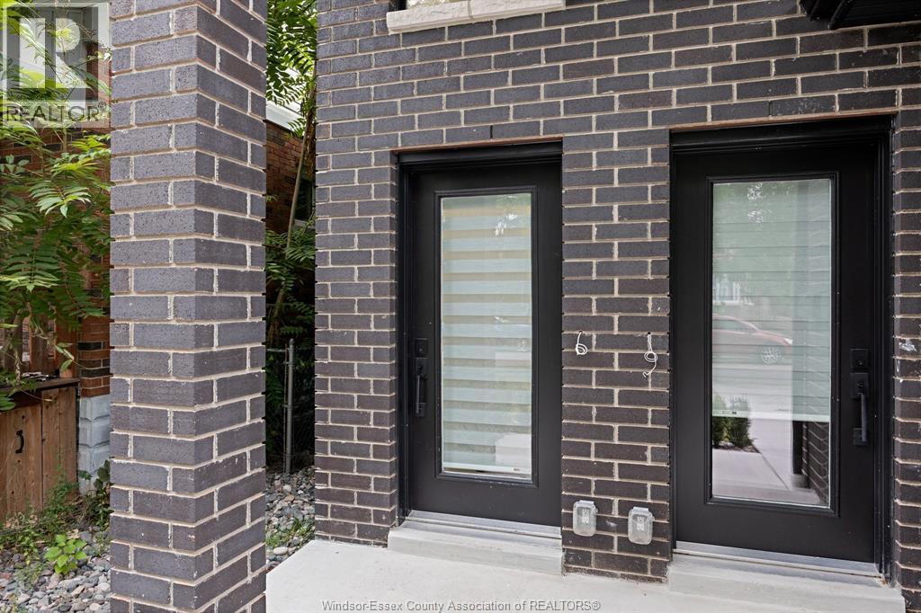 Unit LOWER - 2224 FRASER, Windsor 2
