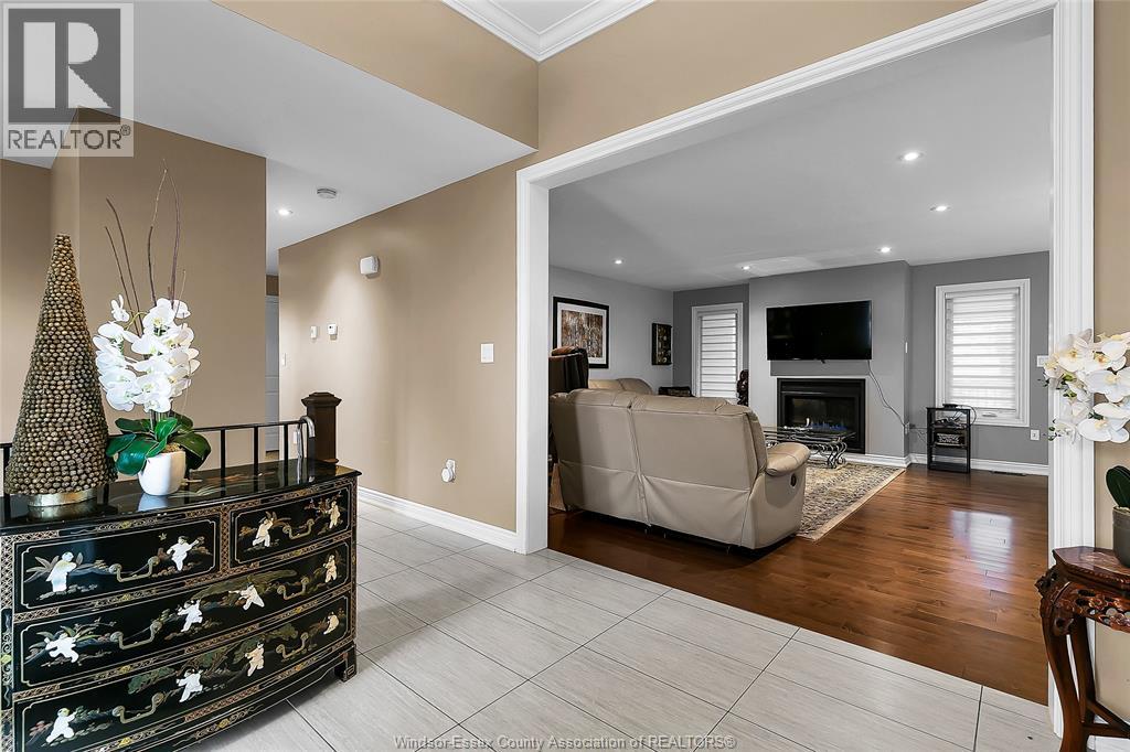 Unit UPPER - 4601 8TH CONCESSION, Maidstone 2