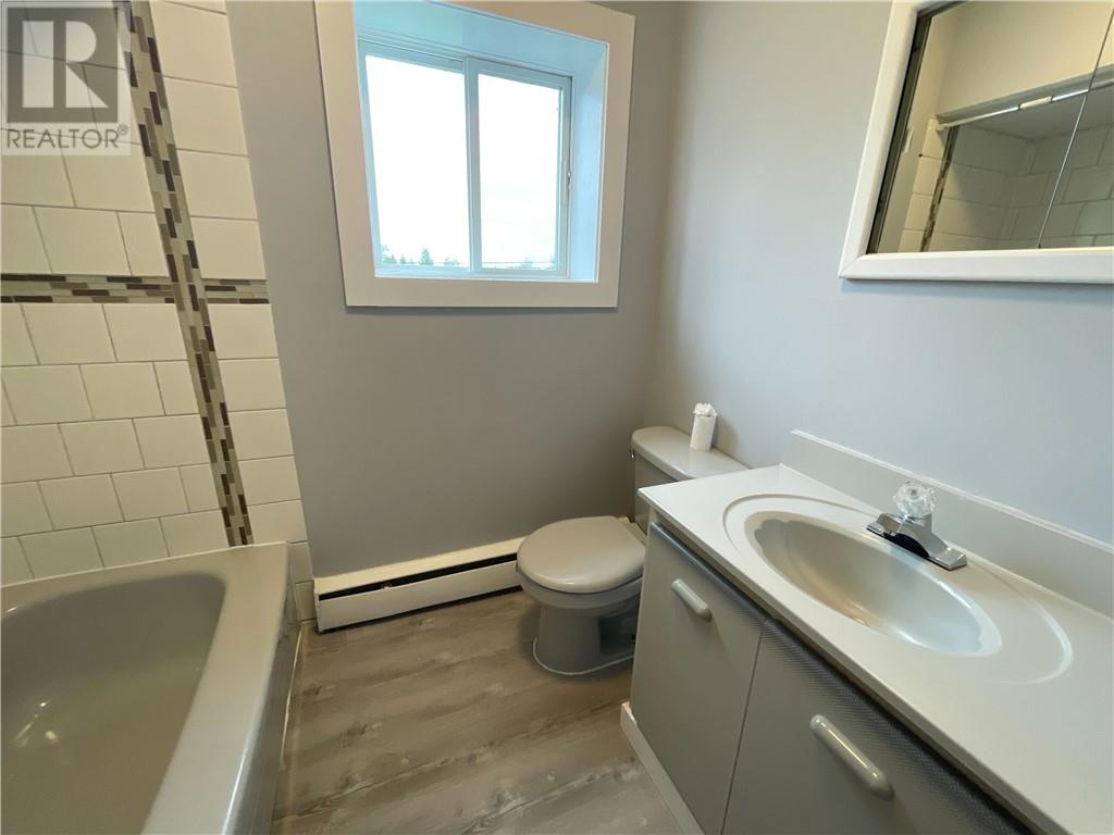 Unit 4 - 2722 Main Street, Blezard Valley 4