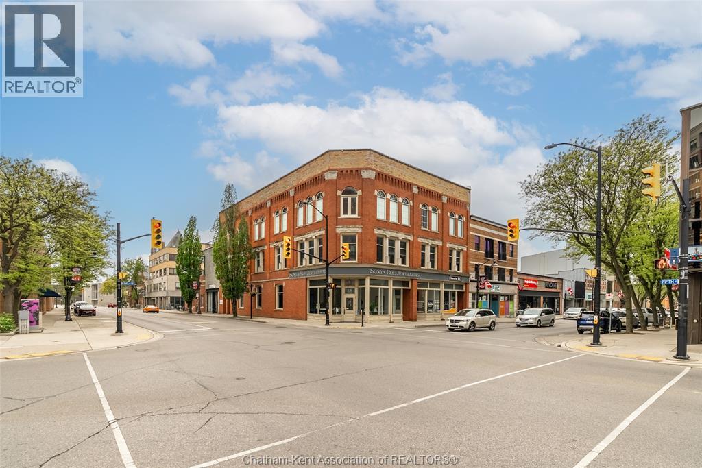 Unit 202 - 138 King STREET West, Chatham 2