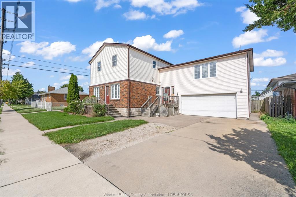 2416 MERCER STREET, Windsor 5