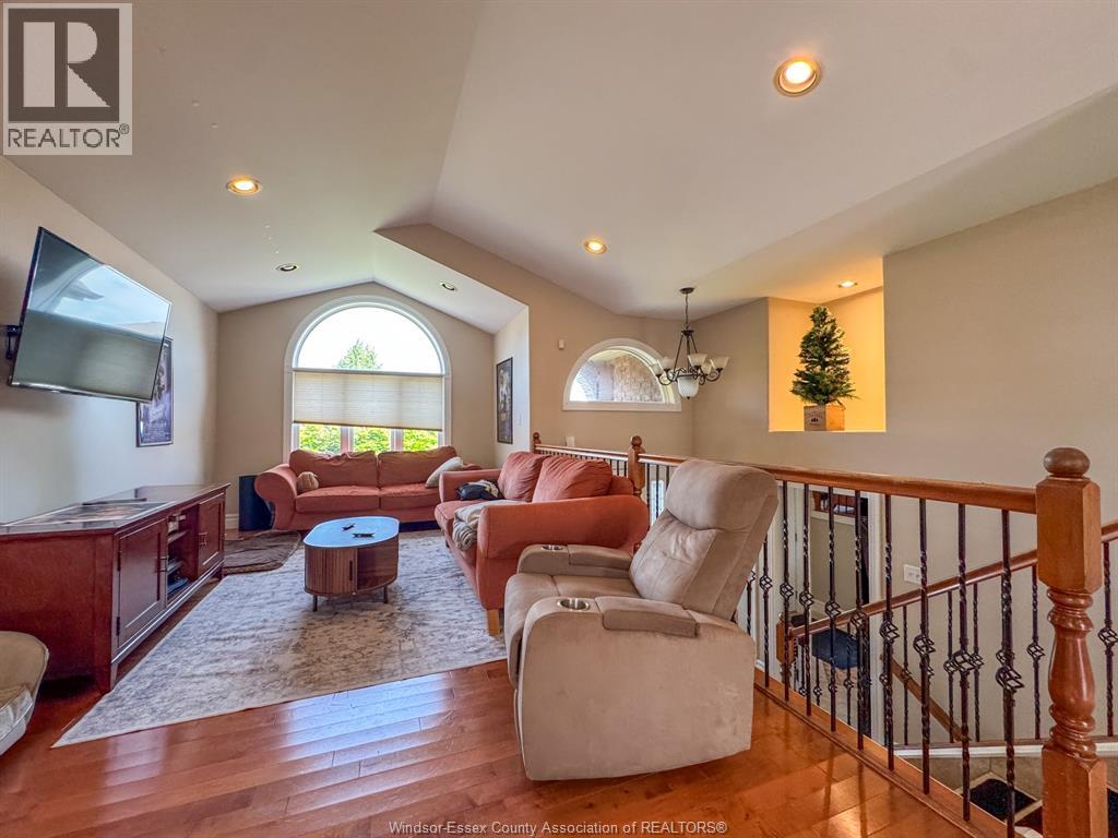4583 HELSINKI, Windsor 5