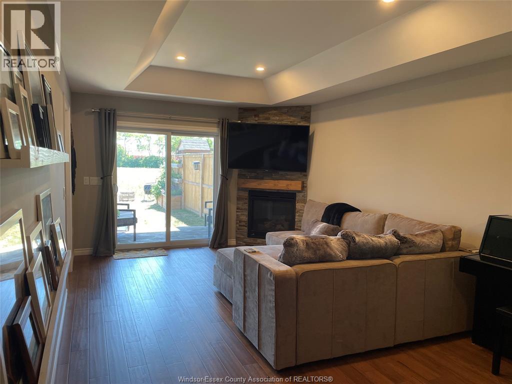 137 MEADOWVIEW AVENUE, Amherstburg 5
