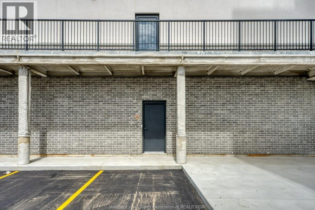 Unit 215 - 4300 Laurier PARKWAY, LaSalle 4