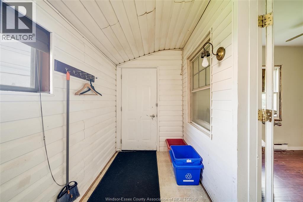 5837 TECUMSEH ROAD East, Windsor 2