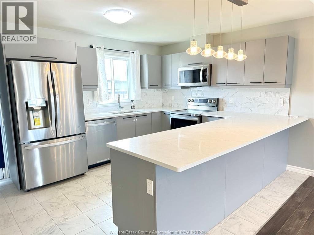Unit UPPER - 1076 LUBLIN AVENUE, Windsor 5
