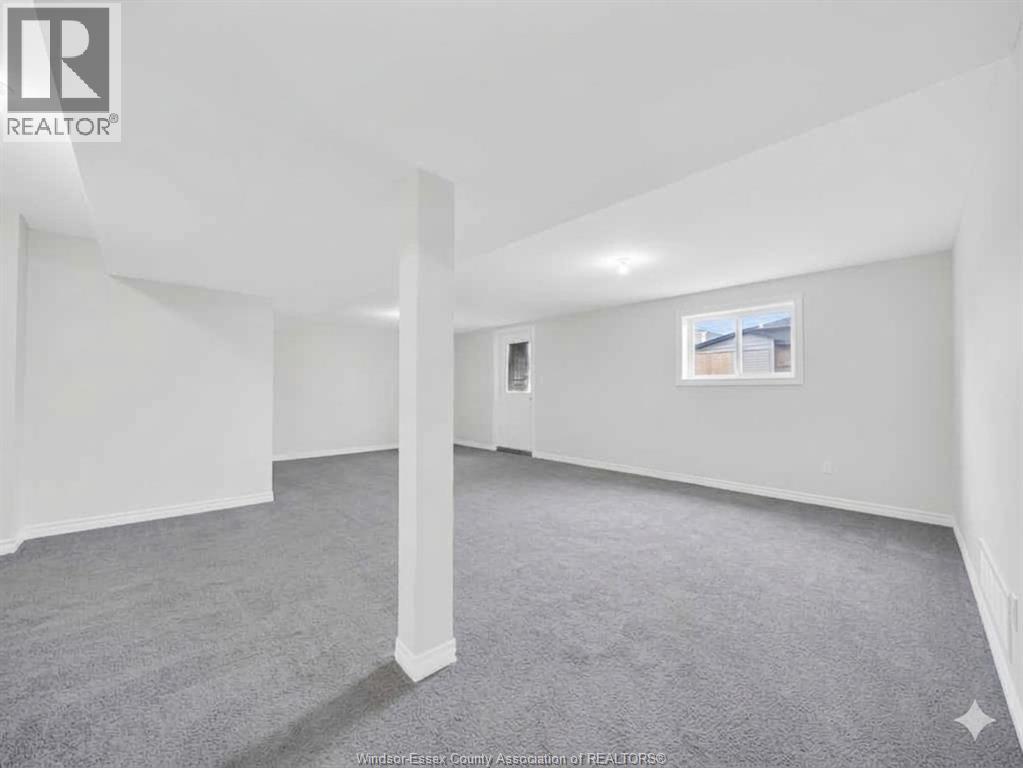 Unit LOWER - 1076 LUBLIN AVENUE, Windsor 4