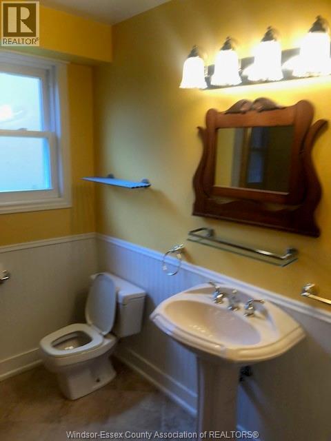 Unit LOWER - 241 CROWNRIDGE BOULEVARD, Amherstburg 3