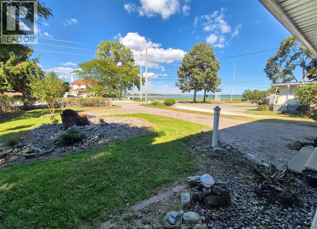 6711 RIVERSIDE DRIVE, Windsor 2