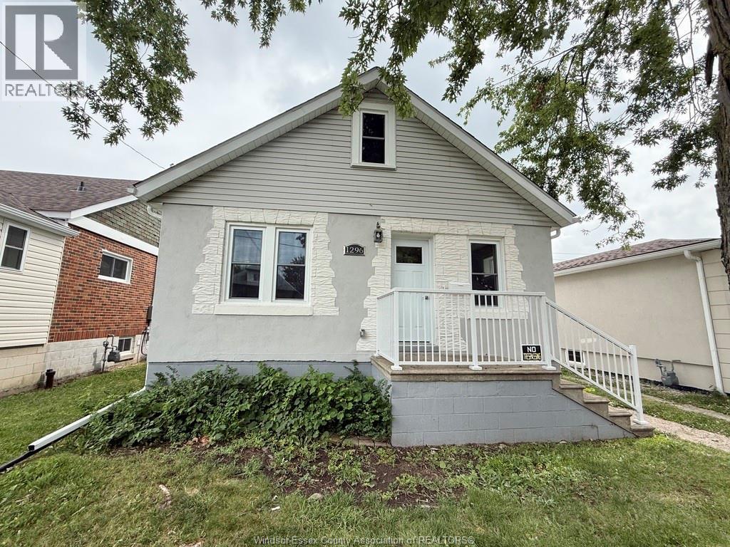 1296 LAURENDEAU AVENUE, Windsor 1