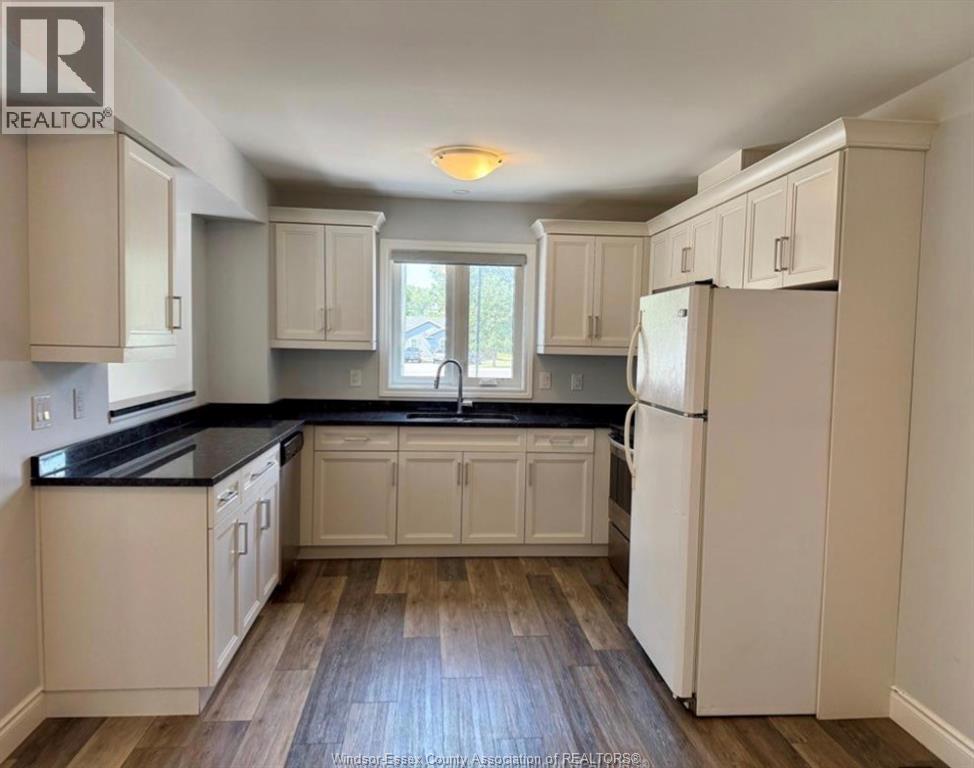 Unit 2 - 204 BEECHWOOD, Lakeshore 5