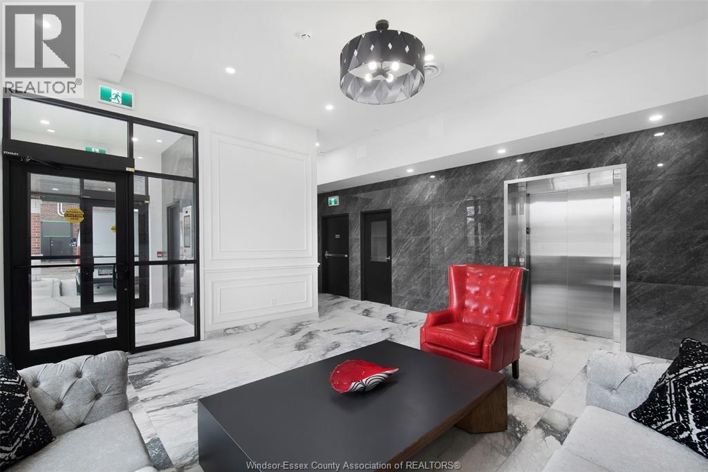 Unit 301 - 840 WYANDOTTE STREET East, Windsor 4