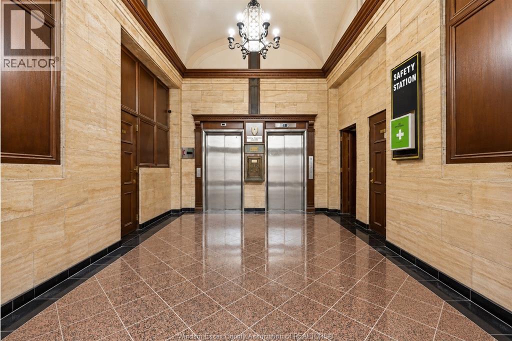 Unit 403 - 267 PELISSIER STREET, Windsor 4