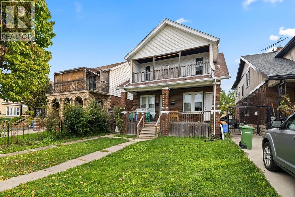 Unit UPPER - 1044 PARENT AVENUE, Windsor 3