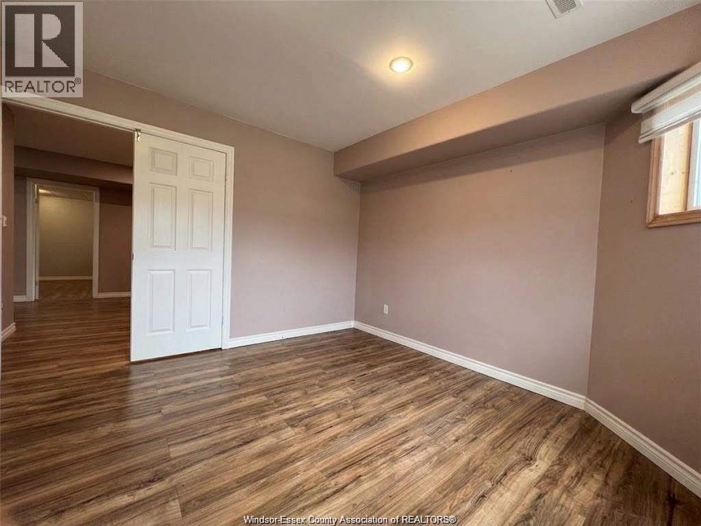 Unit LOWER - 709 HAVENS DRIVE, Windsor 4