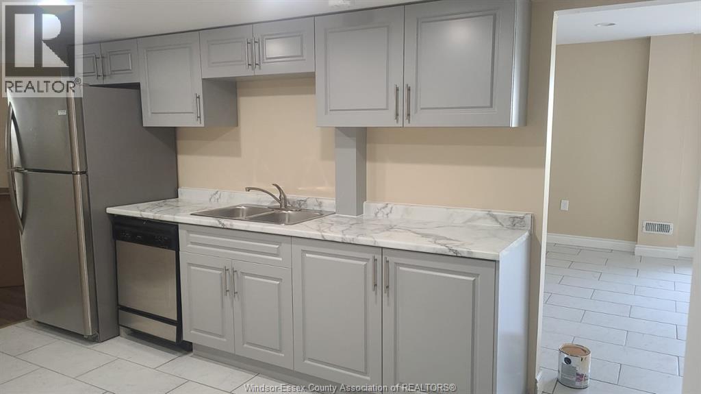 Unit LOWER - 4537 FONTANA AVENUE, Windsor 4